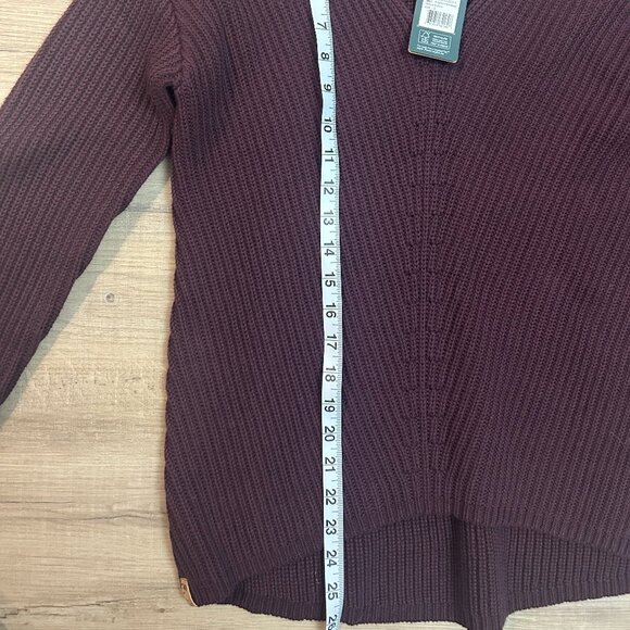 Tentree Highline V-Neck Sweater - Picture 4 of 5